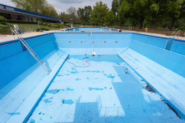 Best 24/7 water damage repair  in Country Club Hills, MO